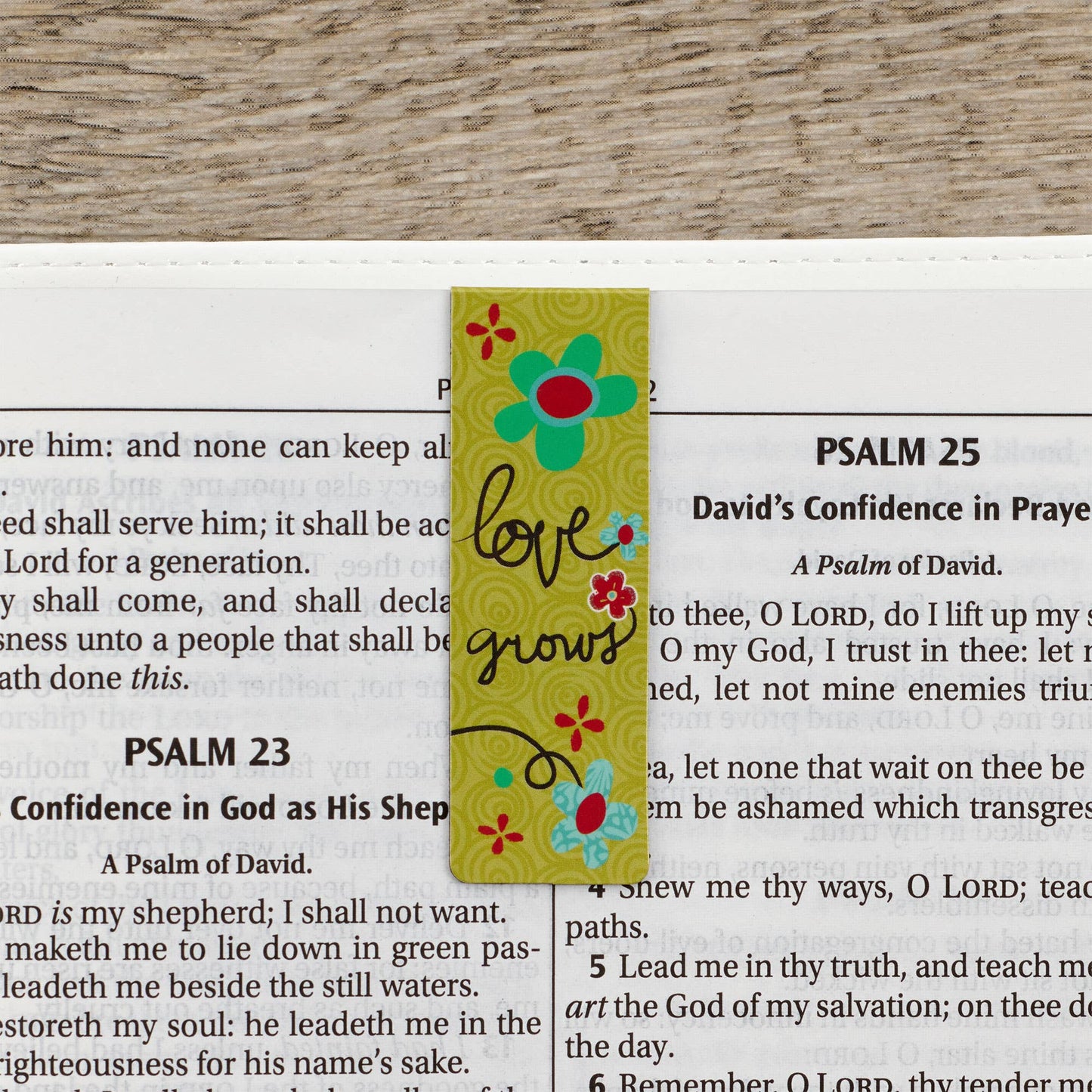Christian Art Gifts - Magnetic Bookmark Set Love Grows