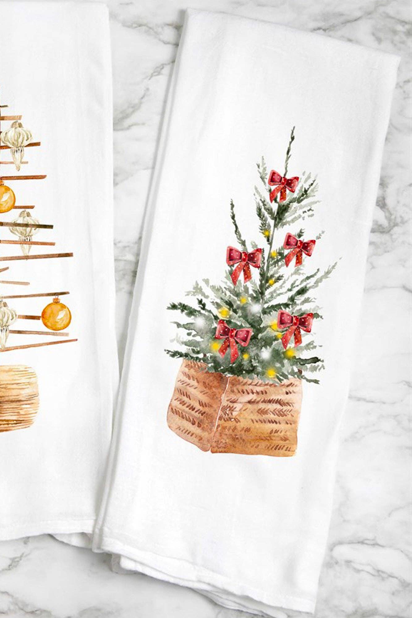 Peach Closet - Christmas Tree With Red Ribbons Tea Towel