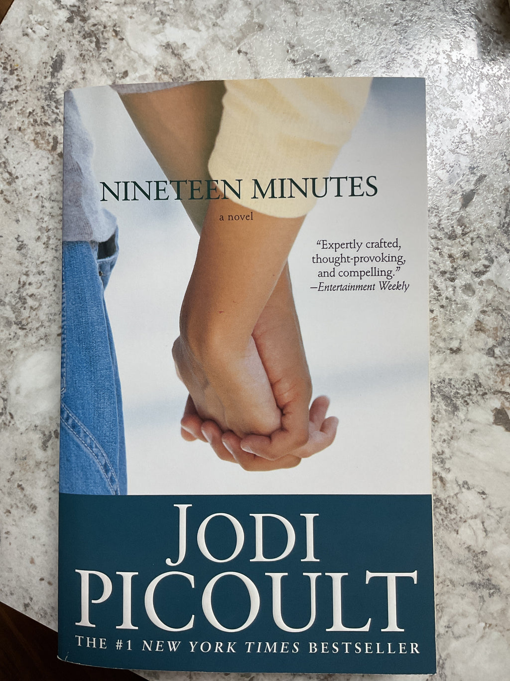 Simon & Schuster - Nineteen Minutes by Jodi Picoult