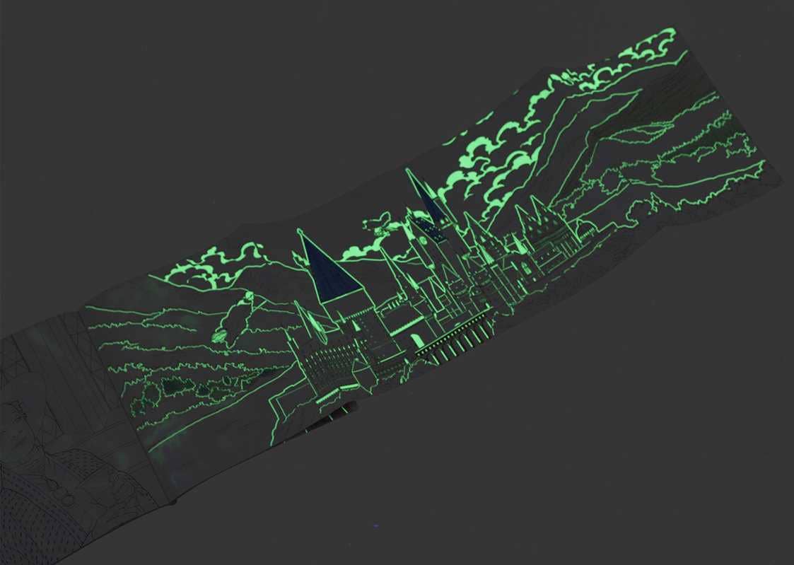 Simon & Schuster - Harry Potter Glow in the Dark Coloring Book by Editors of Thunder Bay Press