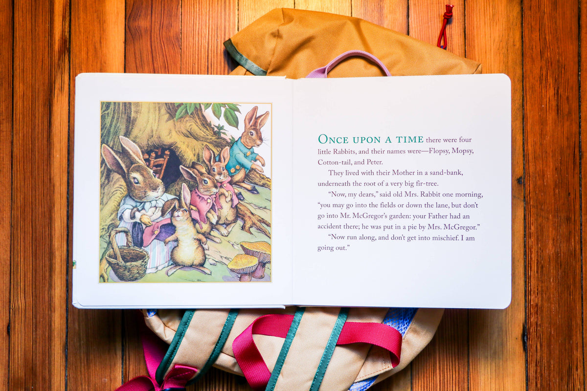 HarperCollins Focus - The Classic Tale of Peter Rabbit Board Book: Revised Ed