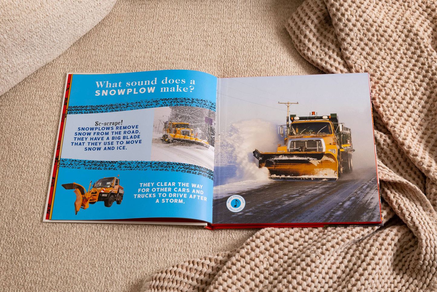 HarperCollins Focus - Giant Trucks: A Press & Play Sound Board Book