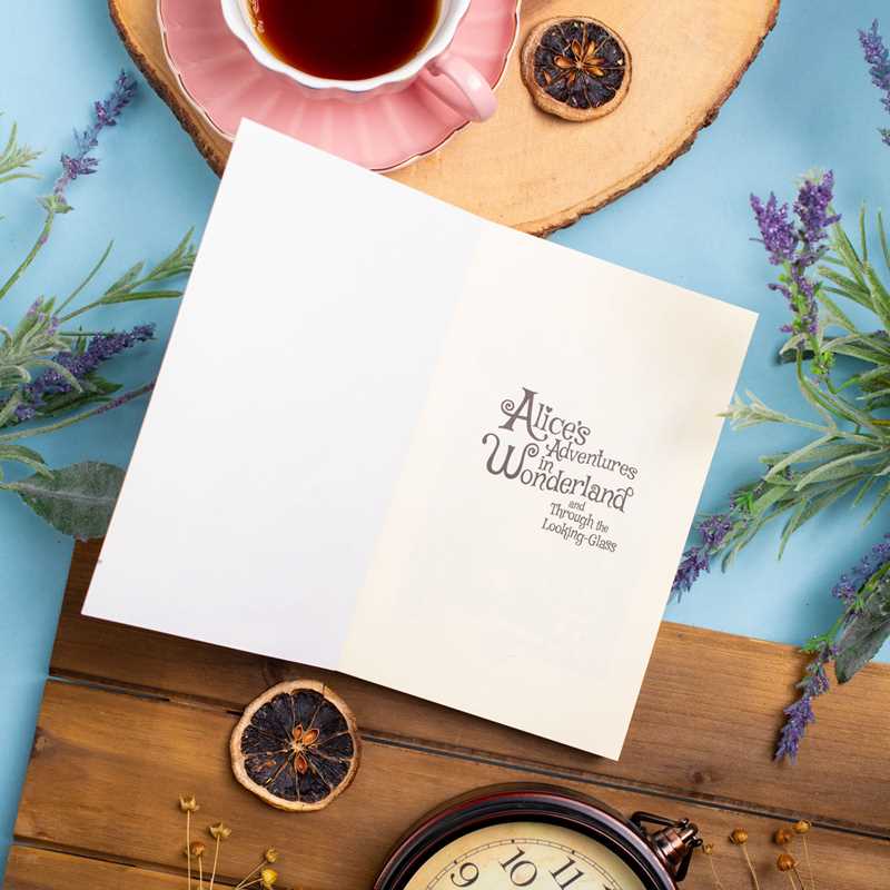 Simon & Schuster - Alice's Adventures in Wonderland and Through the Looking-Glass (Keepsake Edition) by Lewis Carroll