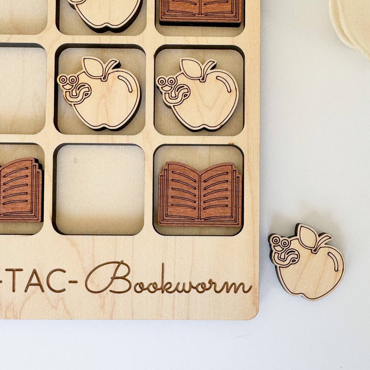Birch House Games & Gifts - Bookworm Tic-Tac-Toe Game - Book Lover Gift / Bookstore