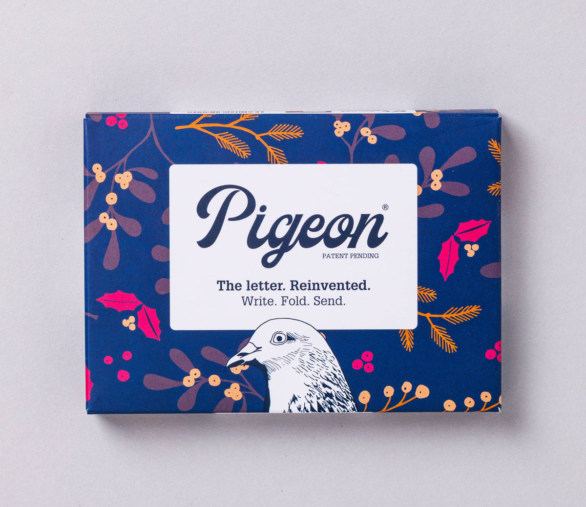 pigeonposted - Winter Berries Pigeon, Folding Letter Set, Pack of 6 Letters