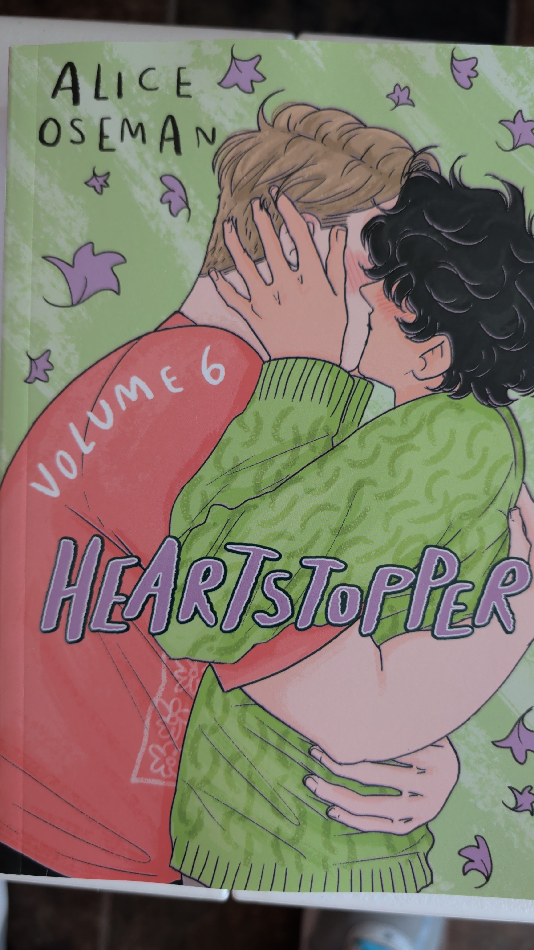 Heartstopper #6: A Graphic Novel by Alice Oseman